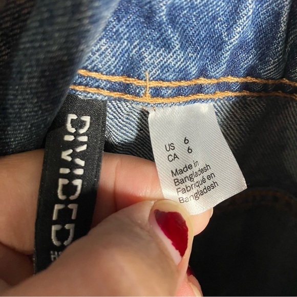 Divided H&M distressed Shortalls size 6 - Picture 4 of 6